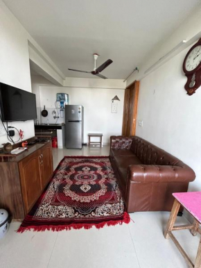 Prime loc fully furnished 1BHK Dwarka Sector 23B